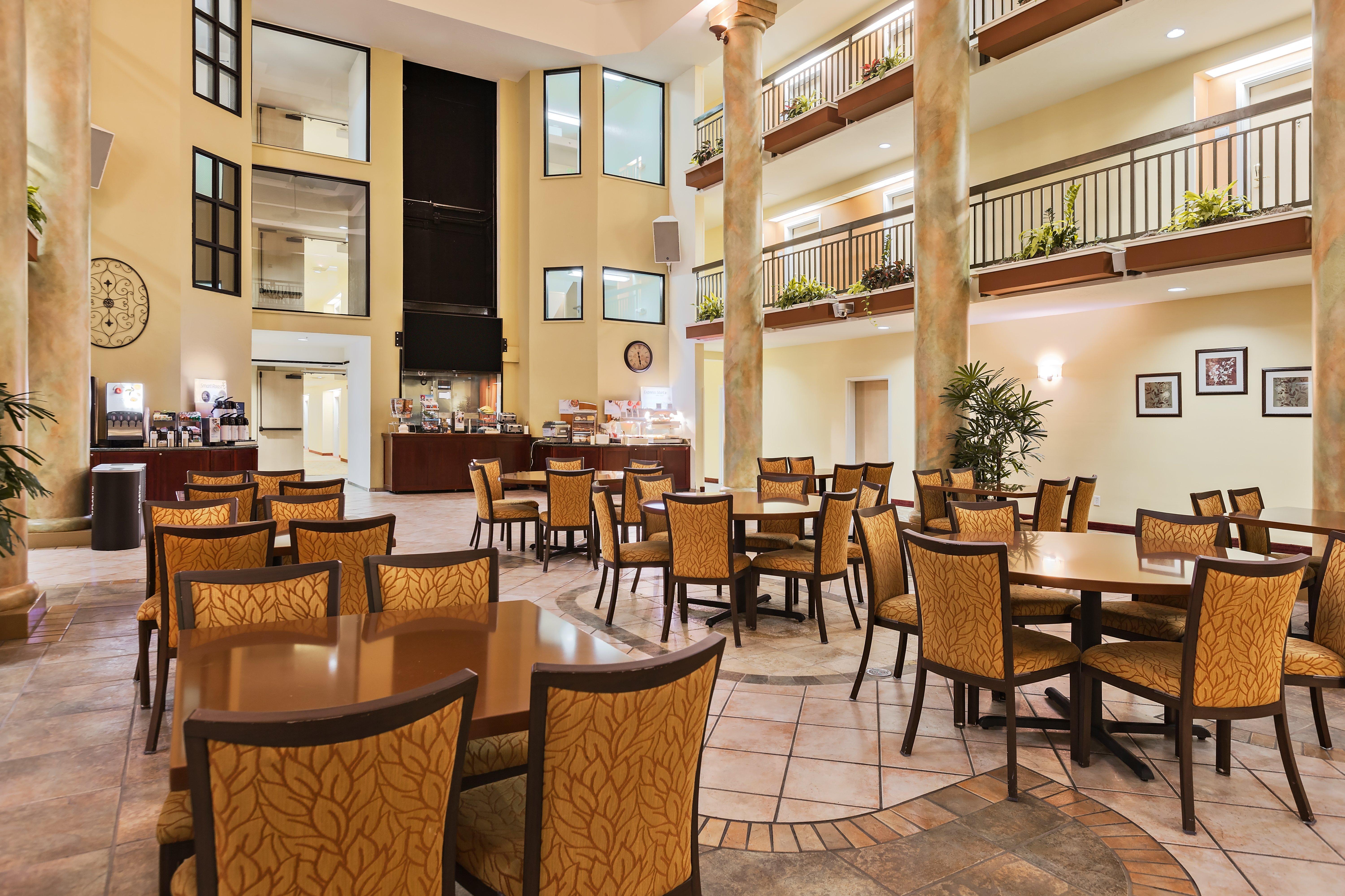Holiday Inn Express Hotel & Suites San Jose-Morgan Hill By Ihg Exterior foto